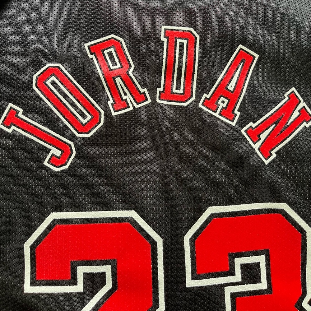 🔥 VINTAGE CHAMPION CHICAGO BULLS BLACK MICHAEL JORDAN JERSEY SIZE YOUTH XL 18-20 - Picture 5 of 6